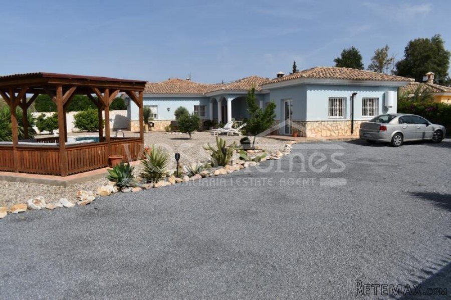 NEW & EXCLUSIVE LISTING FOR VOSS HOMES - A larger than.. - 5