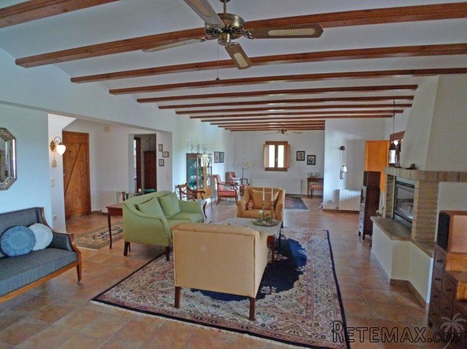 Two storey finca for sale near Lliber on a flat plot of.. - 7