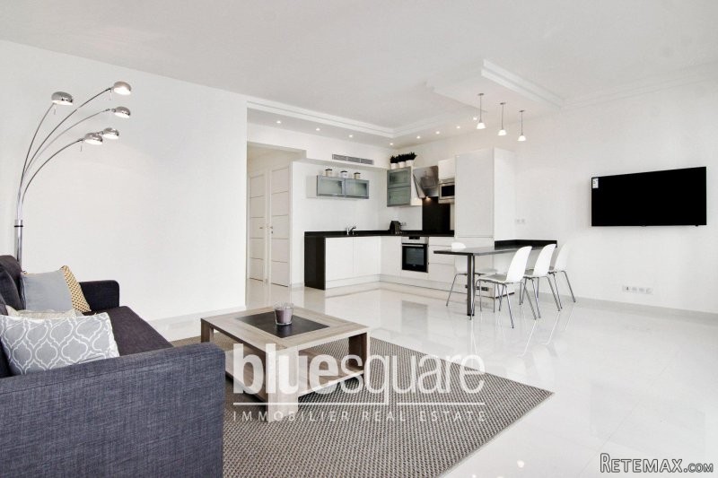 1/2 bedroom pied-a-terre 20 metres from.. - 2