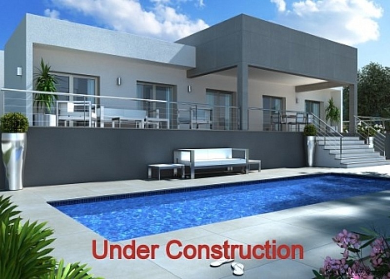 4 Bedrooms - Villa - For Sale