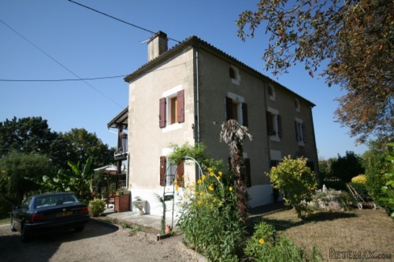 APS2422 detached stone house with 3..