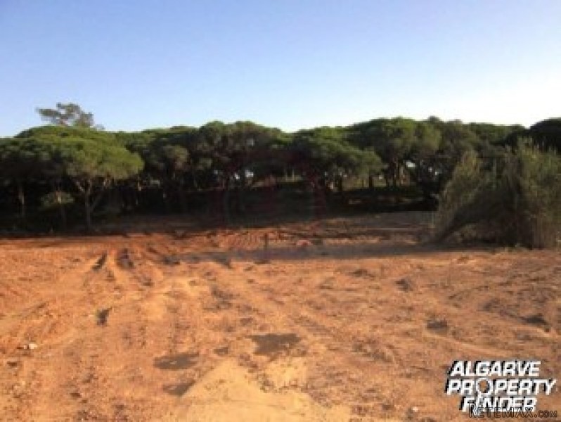 For Sale: Plot In Central Algarve.. - 2