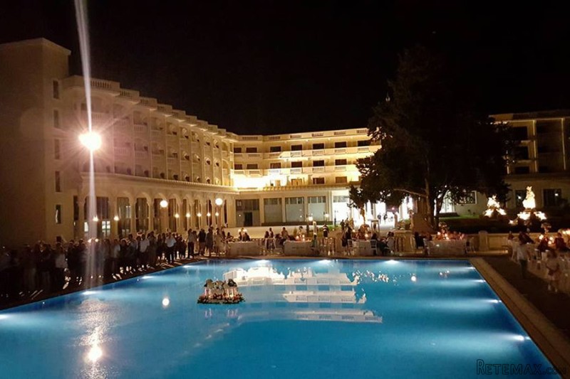 Luxury Hotel & Conference Centre - 500..