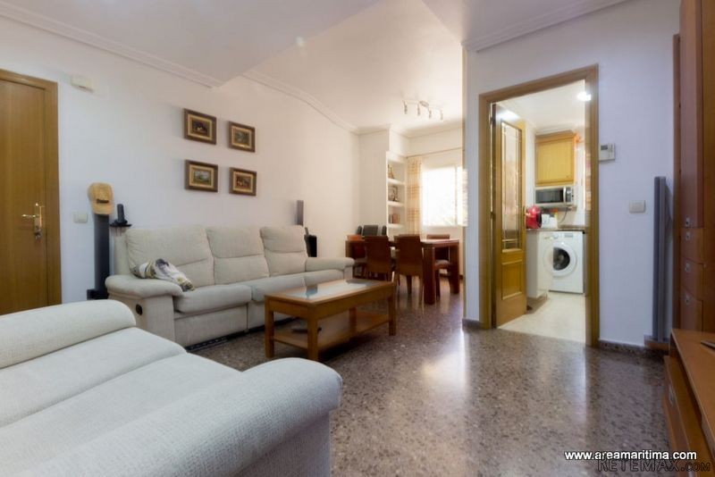 Sale of superb flat in La Malvarrosa..