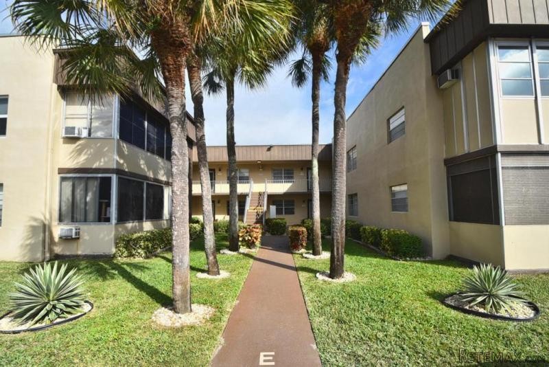 223 Normandy E, Delray Beach, FL -..