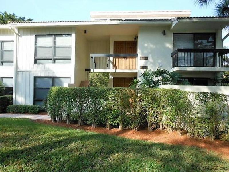 7671 Lakeside Blvd #g16-7, Boca Raton..