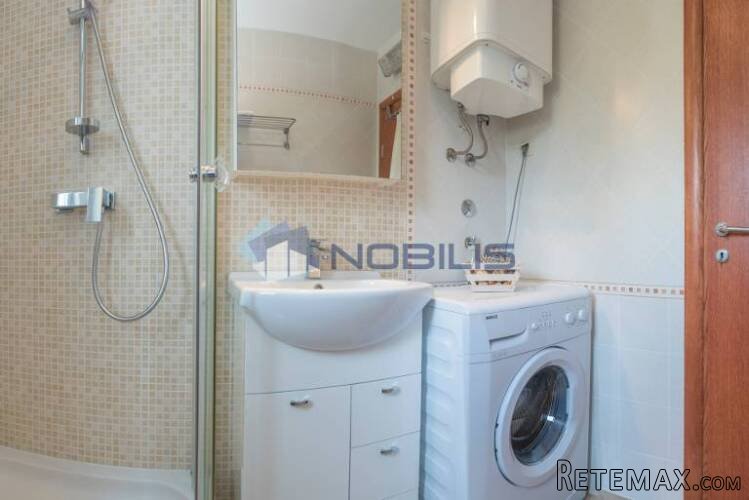 Krk, Malinska, potpuno uređen apartman 37 m2 + parking.. - 12