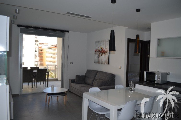 This modern apartment is located on the 2nd floor in the.. - 2