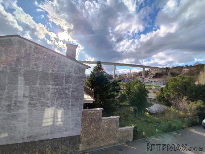 Crikvenica, kuća s dvorištem blizu centra - 3
