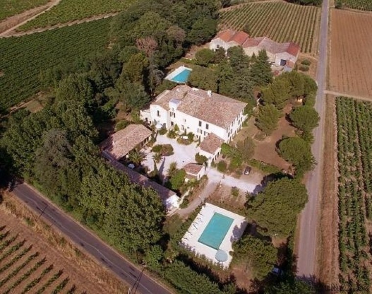 Furnished Stone Cottage In A Landscaped.. - 2