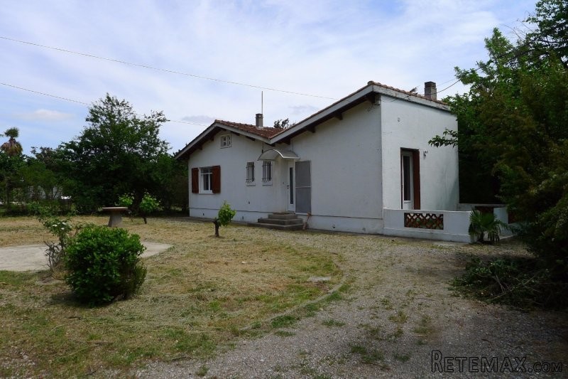 2 Bedrooms - Villa -..
