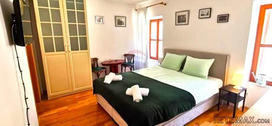 Rovinj,novouređeni studio u strogom centru-18,5m2
