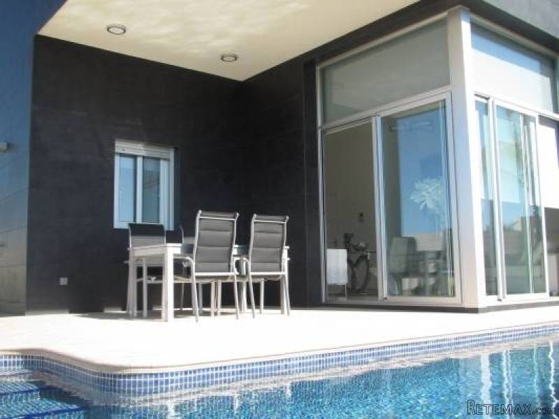 3 Bedroom 2 Bathroom Villa In Pilar De.. - 2