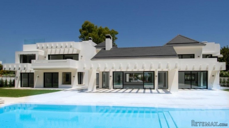 5 Bedrooms - Villas - Malaga - For Sale