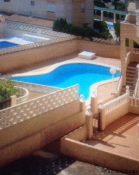 2 bed Apartment Torrevieja Ref: LPERL411