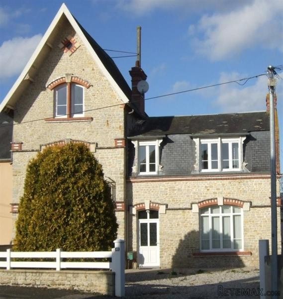 Detached House For Sale
