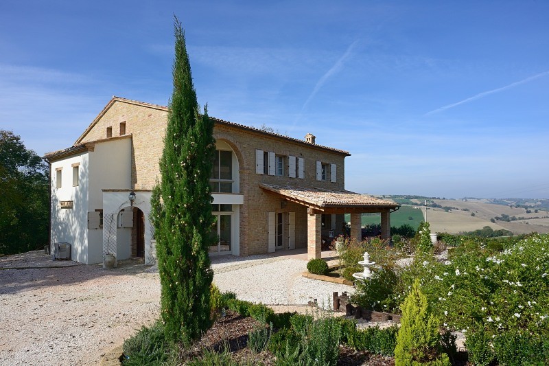 House - Marche - For Sale