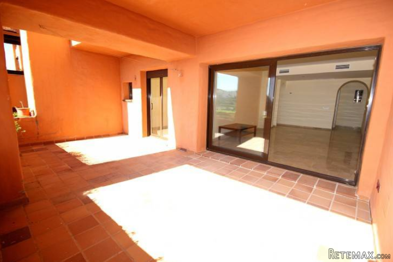 2 bedroom apartment for sale - 2