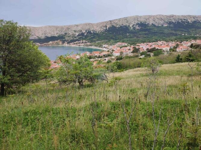 Baška - poljoprivredno zemljište 361m2