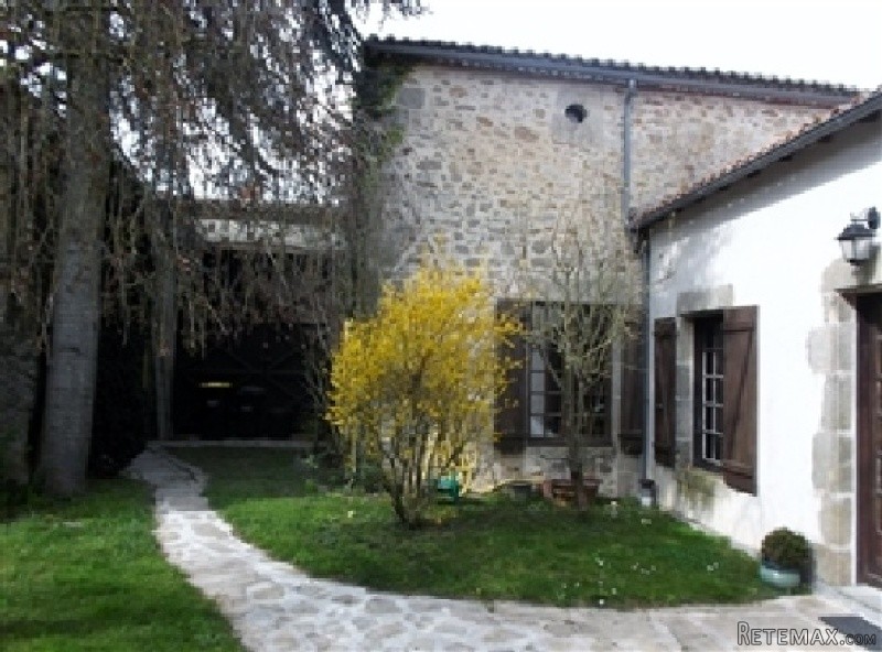 5 Bedroom House For Sale - 2