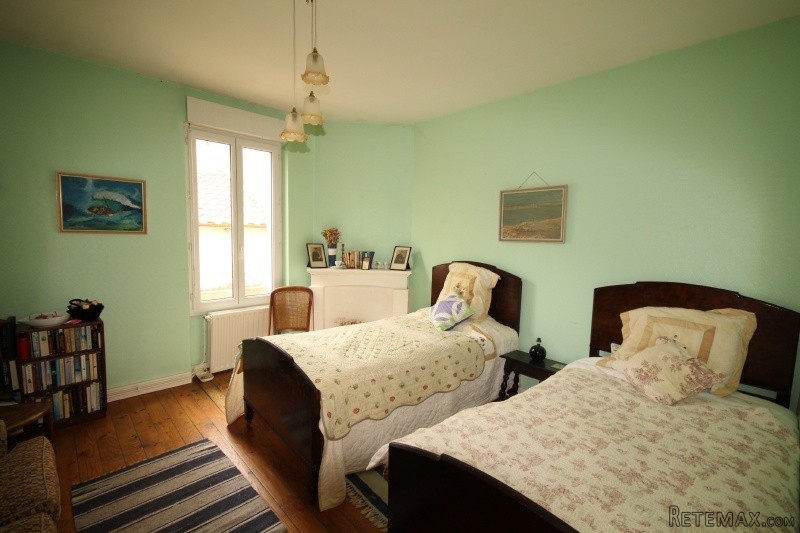 Four bed house in the heart of Eymet - 2