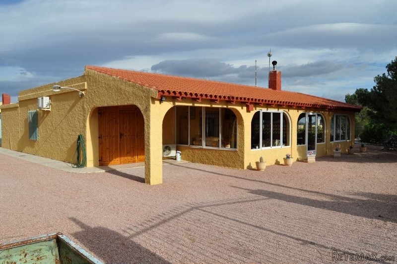 Villa With Excellent Views