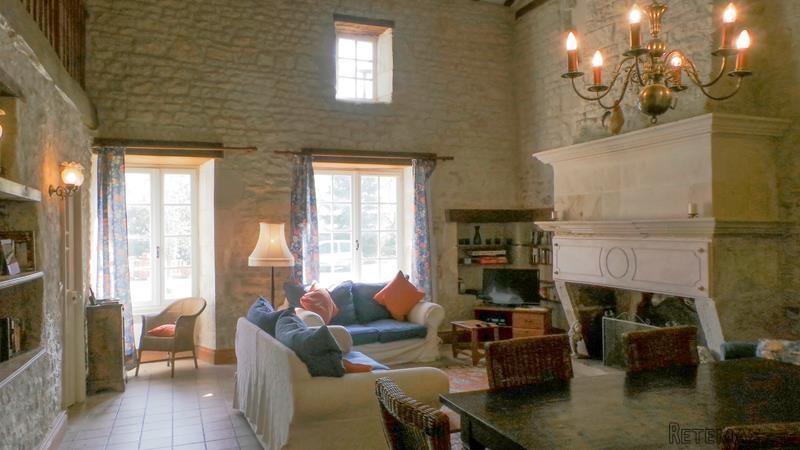 3 Bedroom Stone House With Garden.. - 2