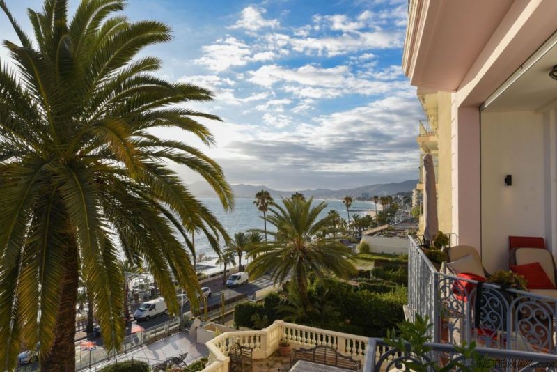 Best Seafront Location Cannes 3 Bedrooms