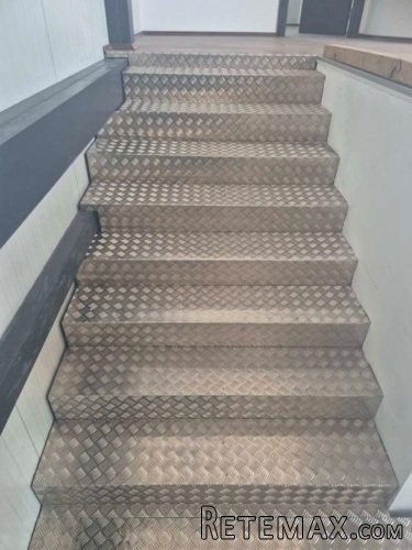 Hala poslovni prostor 650m2+470m2 - 6