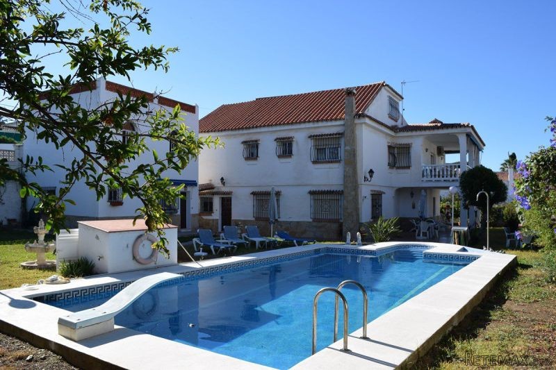 Villa for Sale in Caleta de Velez -..