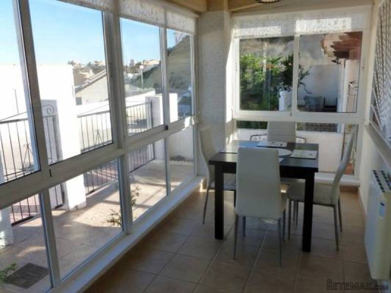 2 Bedroom 2 Bathroom Villa In Ciudad.. - 2