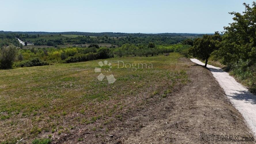 Građevinska parcela 1036 m² s pogledom na more i prirodu - 2