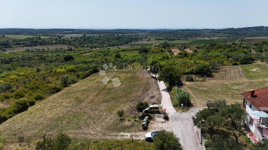 Građevinska parcela 1036 m² s pogledom na more i prirodu - 3