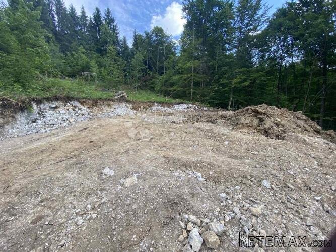 Građevinsko zemljište sa projektom sa ŠUMSKU KUĆU - 3