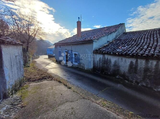 Prašćari, Buzet, starina za adaptaciju - 3