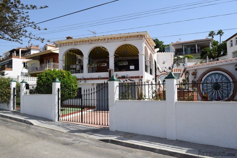 Villa for Sale in Caleta de Velez -.. - 2