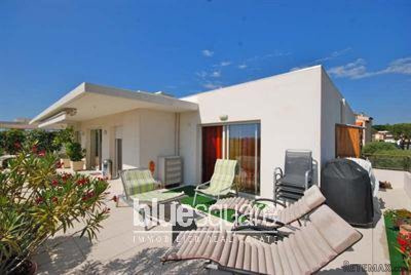 Antibes - 3 bedrooms with sea view - 2