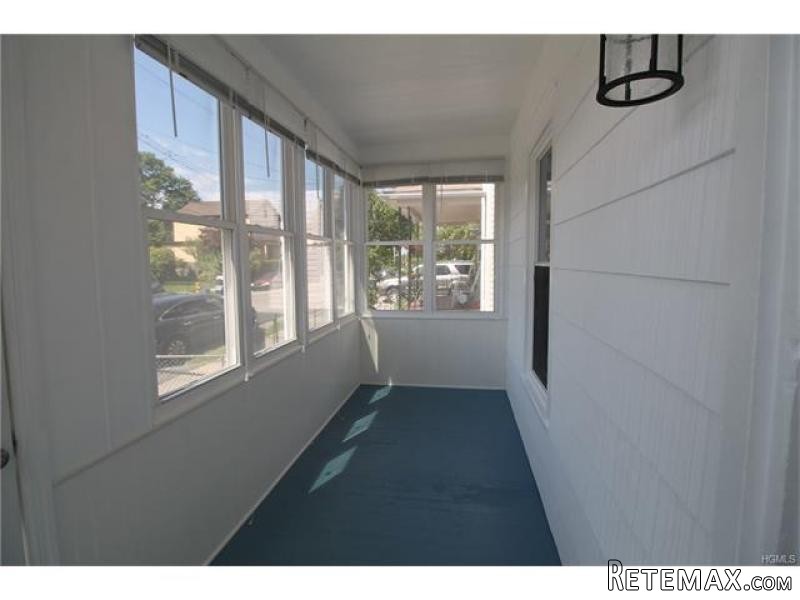 2 bedroom House For Sale: 17 Lafayette.. - 2