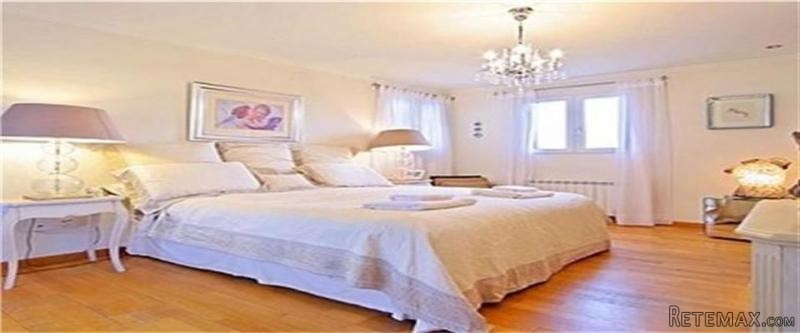 5 Bedrooms - Villa - Alicante - For Sale