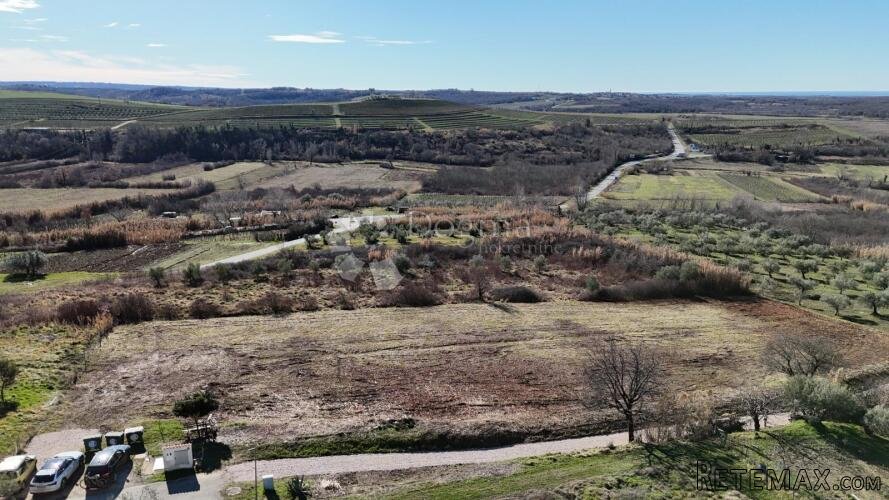 Atraktivno zemljište za vilu s pogledom na more i vinograde - 2