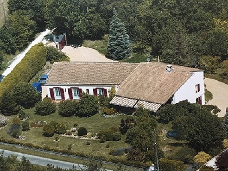 Beautiful One Storey House Of High..