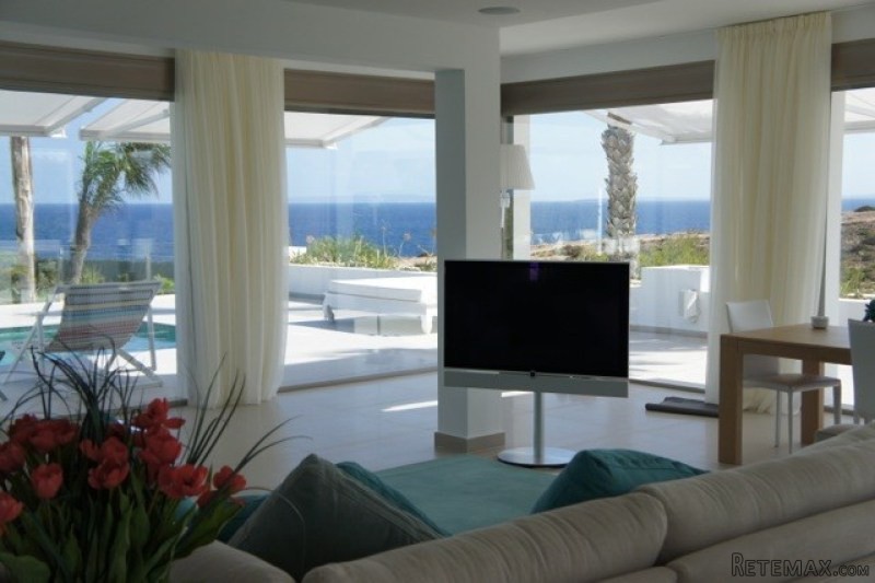 Villa Mars - Frontline - 2