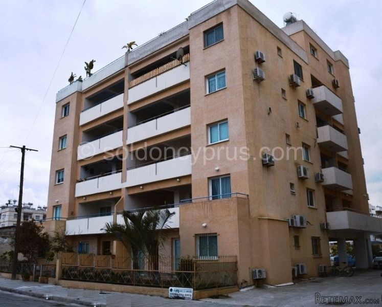 2 Bedrooms - Apartment - Larnaca - For..