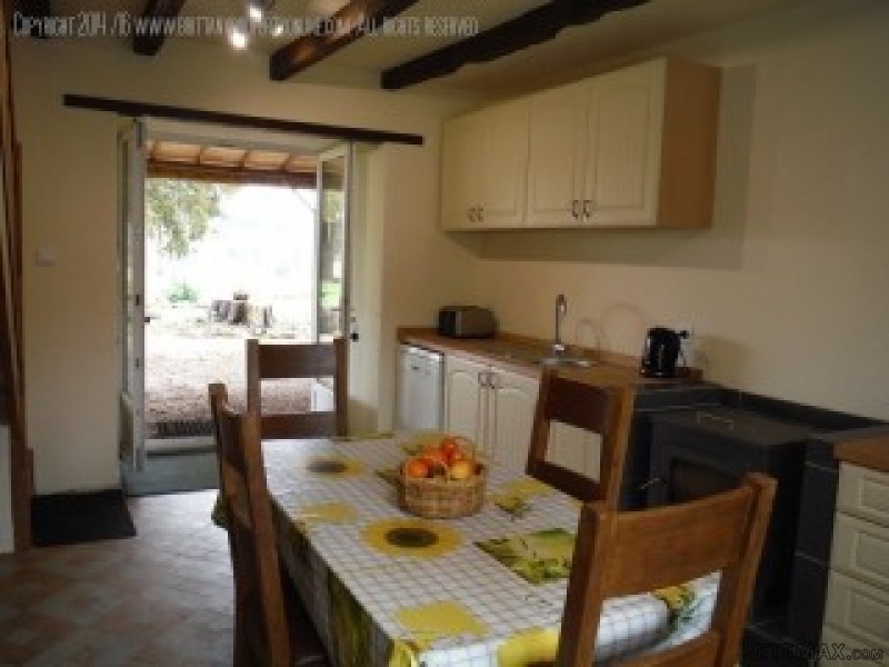 3 bed house, 1 bed cottage, barn to.. - 2