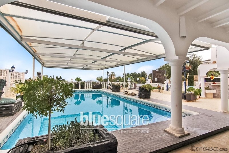 Beautiful 5-bedroom villa - 2