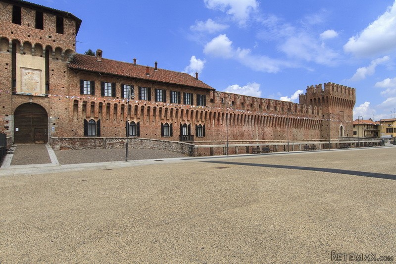 Luxury Apartment In A Castle - 2