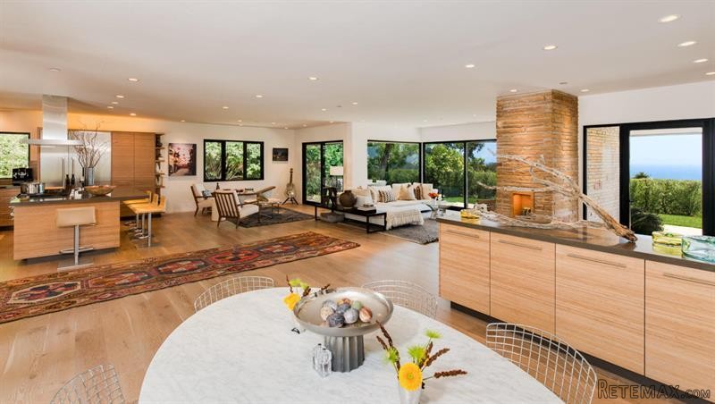 4 bedroom House For Sale: 1830 Mission.. - 2