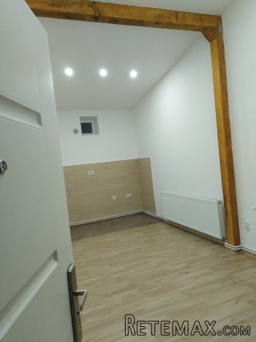 Poslovni prostor,basta,parking mesto - 5
