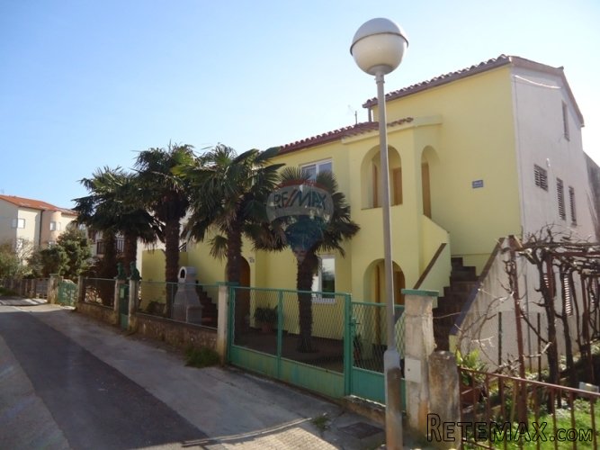 MEDULIN, APARTMANSKA KUĆA SA POGLEDOM NA MORE