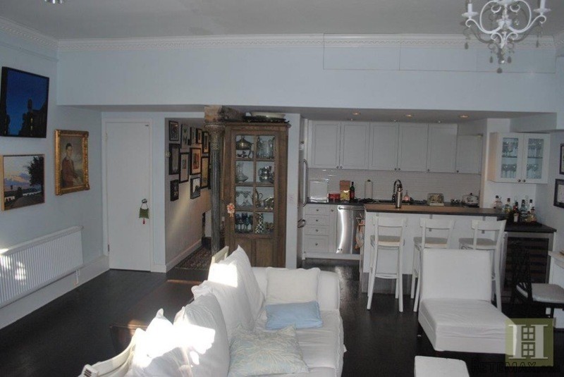 2 bedroom Apartment For Sale: 45 EAST..